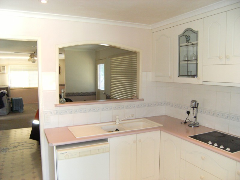 16 Barraclough Drive, Moranbah QLD 4744