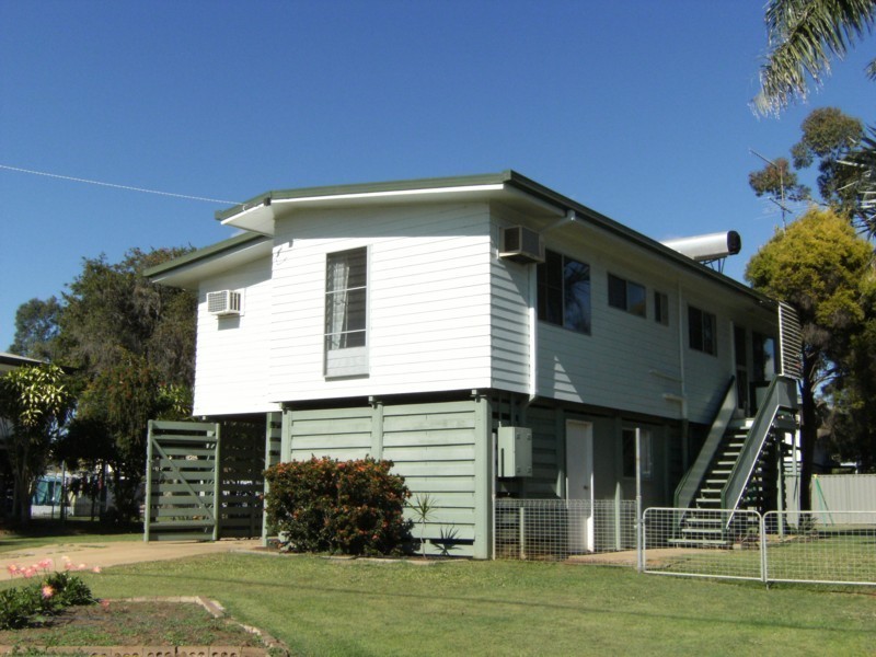 24 Yeates Street, Moranbah QLD 4744