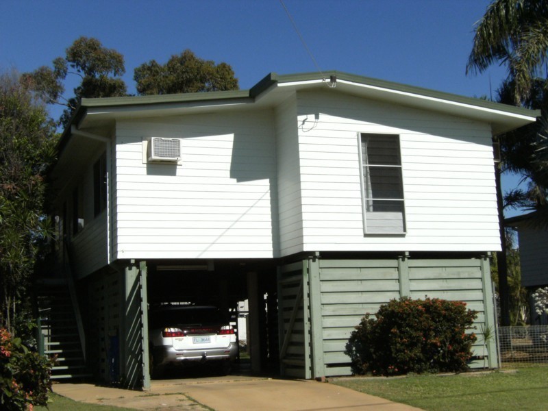 24 Yeates Street, Moranbah QLD 4744