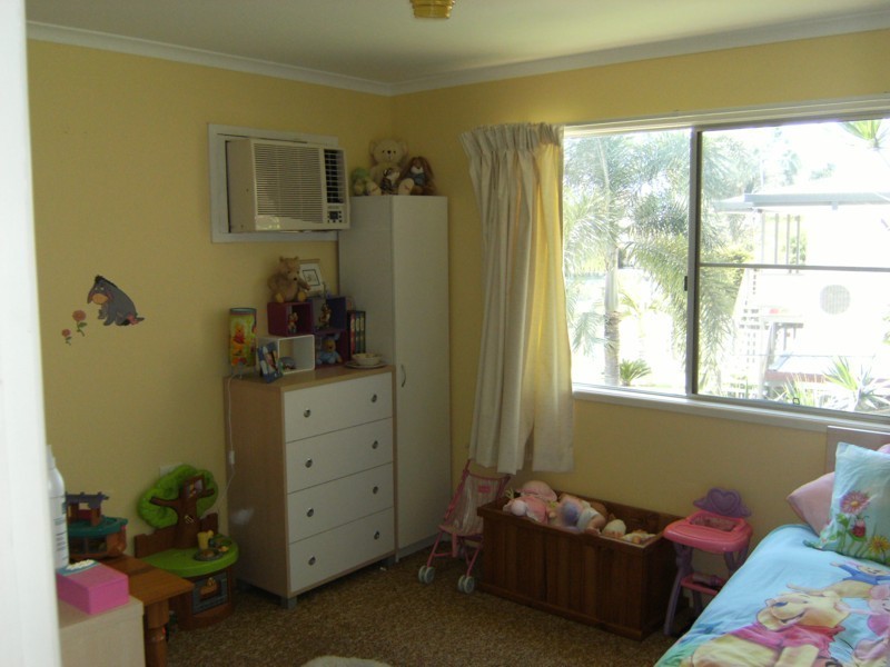 24 Yeates Street, Moranbah QLD 4744