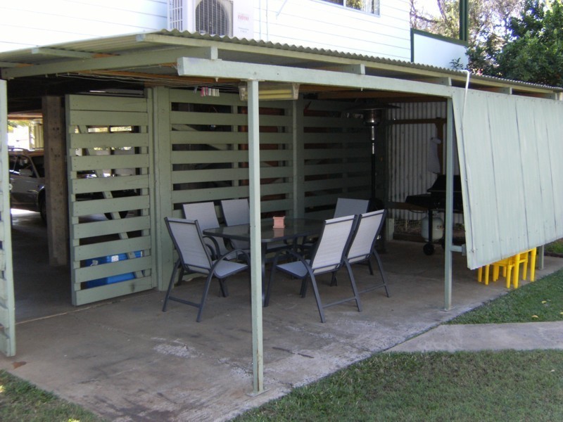 24 Yeates Street, Moranbah QLD 4744