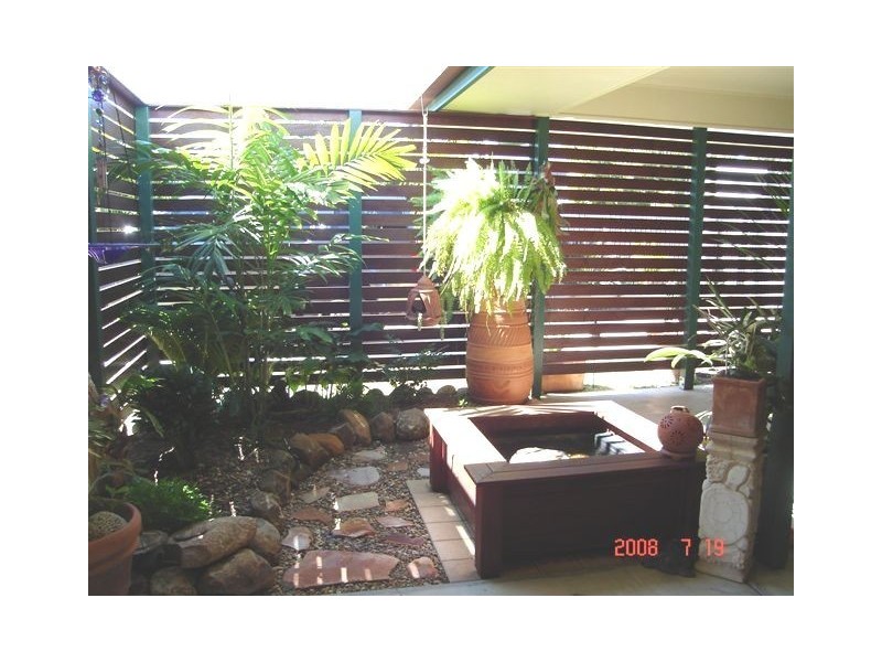 5 Seaside Place, Blacks Beach QLD 4740