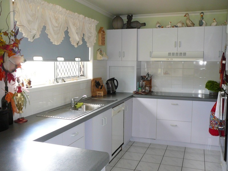 10 Bergmans Road, Walkerston QLD 4751