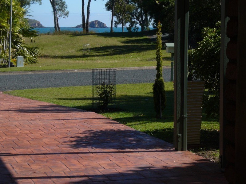 24 Blue Beach Boulevard, Haliday Bay QLD 4740