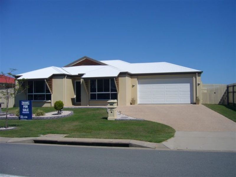 49 Marine Parade, Bucasia QLD 4750