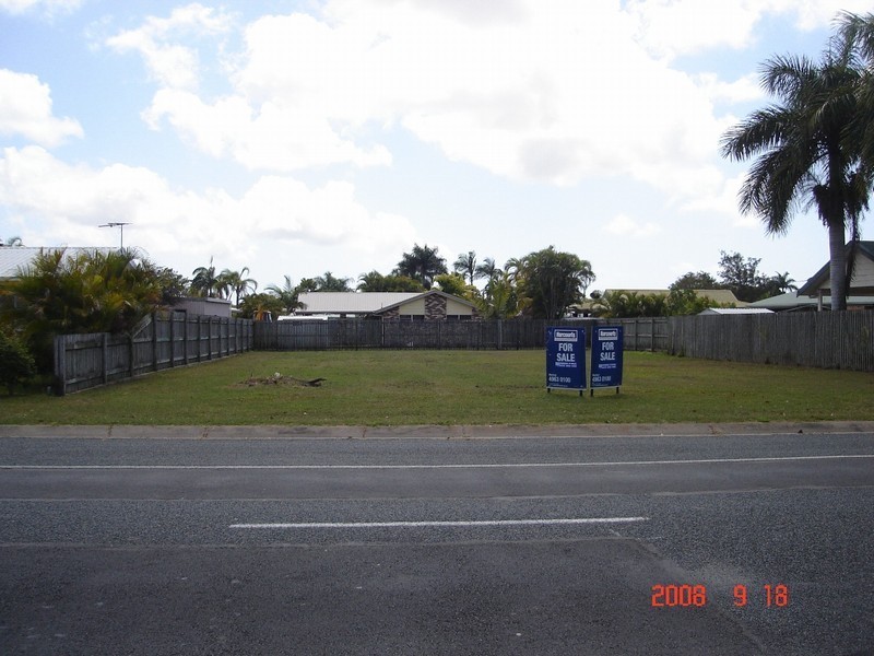 23 Mansfield Drive, Beaconsfield QLD 4740