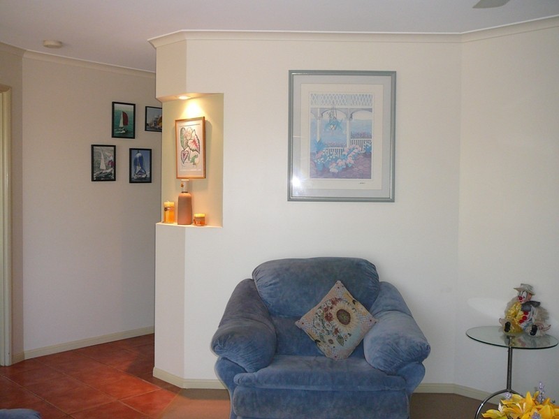 10 Marine Parade, Bucasia QLD 4750