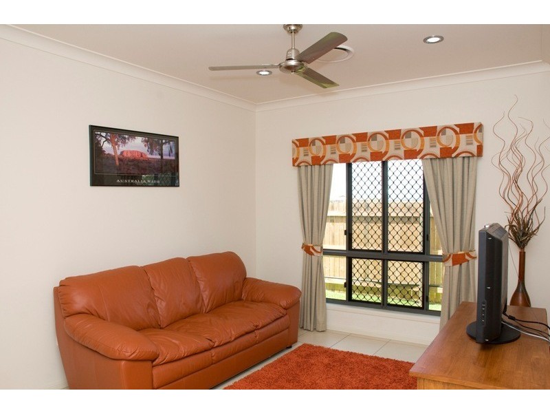 58 Monash Way, Ooralea QLD 4740