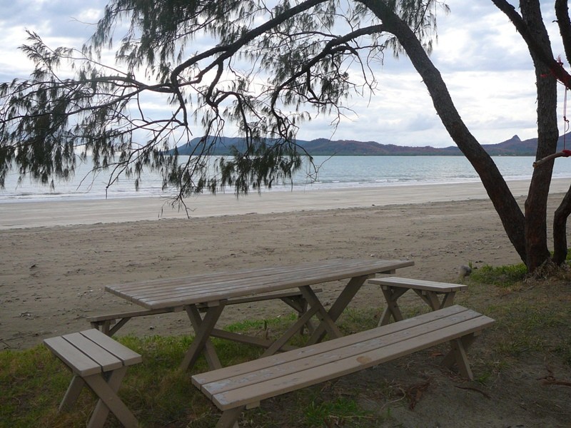 23 Redcliffe Avenue, Mackay QLD 4740