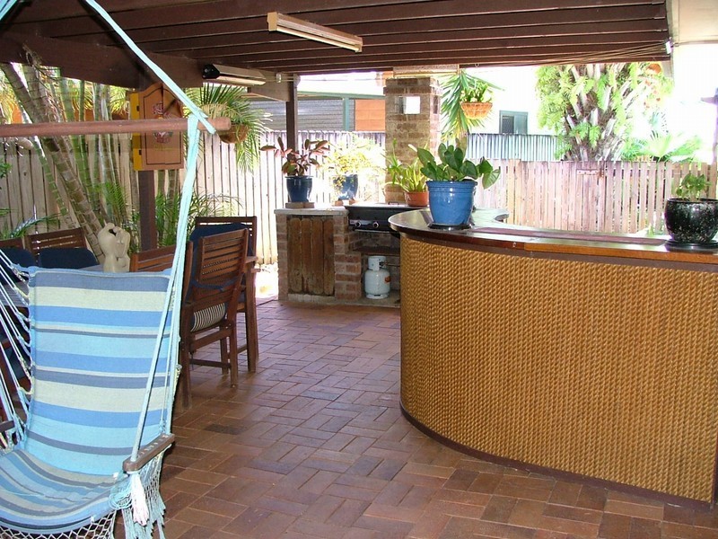 8 Leeuwin Court, Andergrove QLD 4740