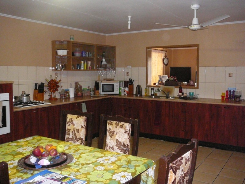 39 Chelona Park Drive, Mackay QLD 4740