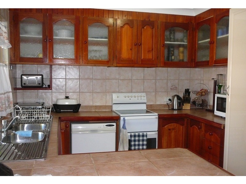 134 Blacks Beach Road, Eimeo QLD 4740