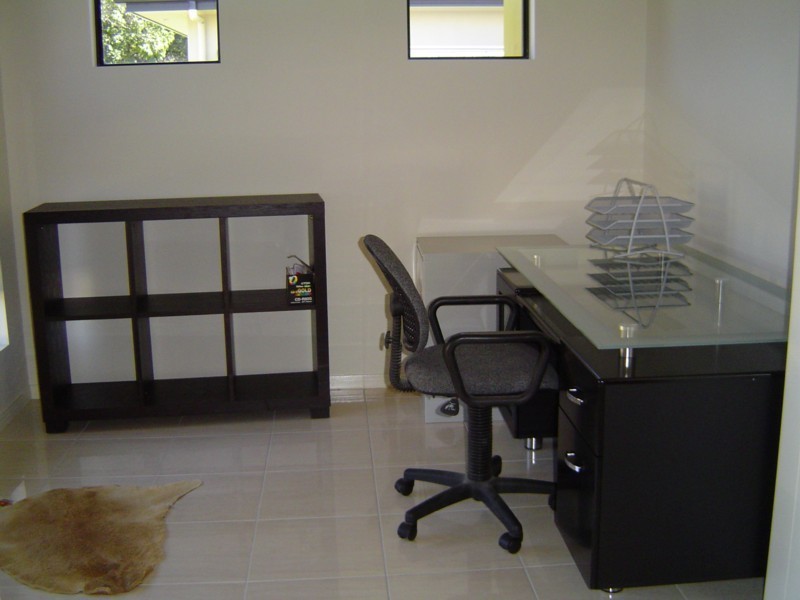 12 Foundation Street, Glenella QLD 4740