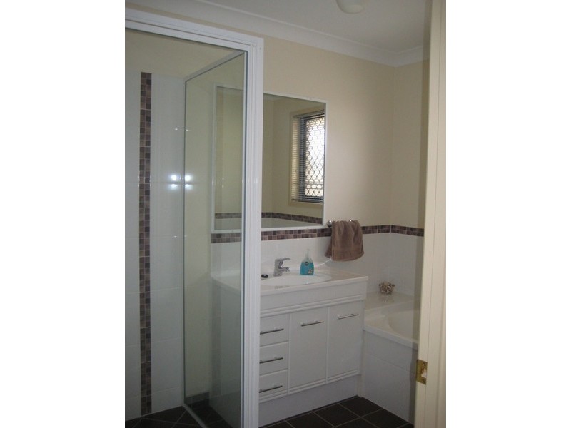 10 Bonsai Court, Glenella QLD 4740