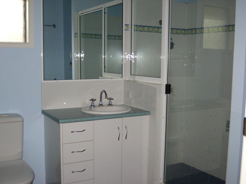 2/24 Tolcher Street, Mount Pleasant QLD 4740