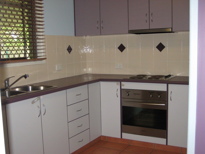 2/24 Tolcher Street, Mount Pleasant QLD 4740