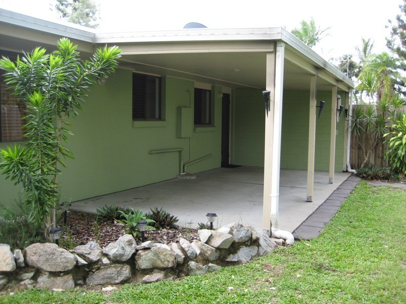 2/24 Tolcher Street, Mount Pleasant QLD 4740