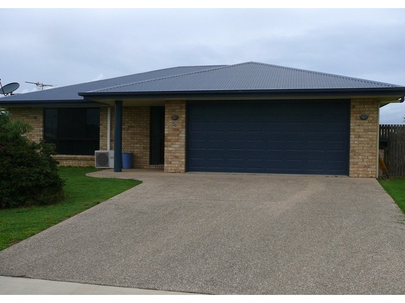 43 Elizabeth Street, Mirani QLD 4754