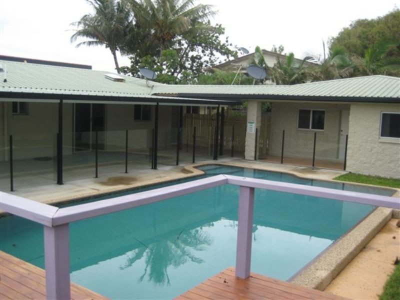 2 Cumberland Avenue, Slade Point QLD 4740