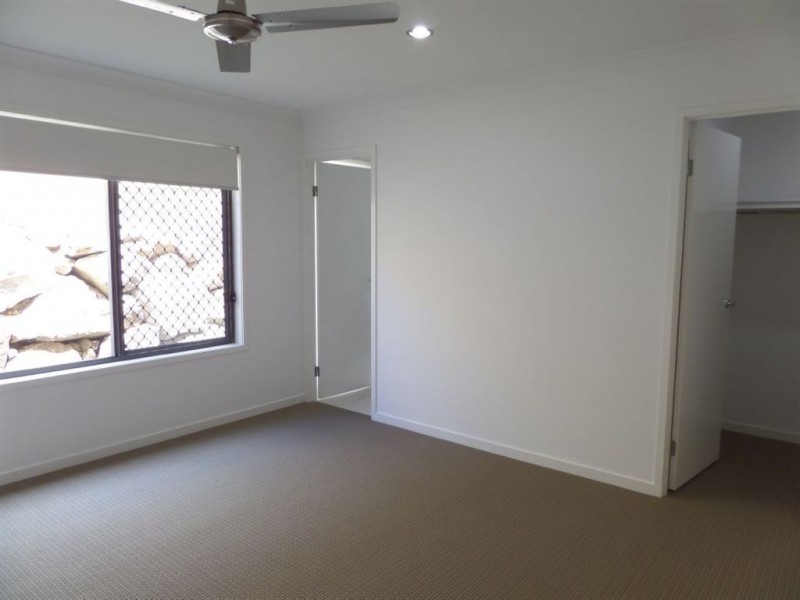 1/25 Wilcox Street, Eimeo QLD 4740