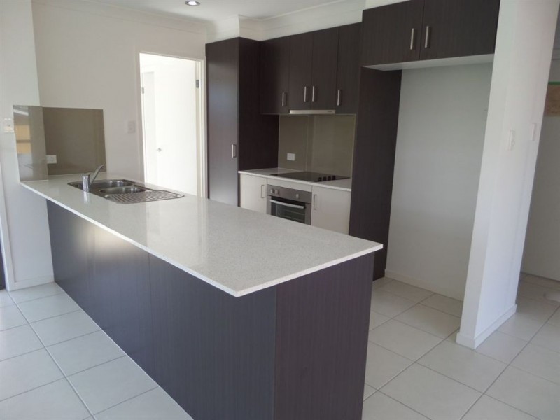 2/25 Wilcox Street, Eimeo QLD 4740