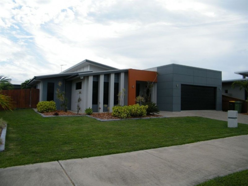 10 Argos Street, Ooralea QLD 4740