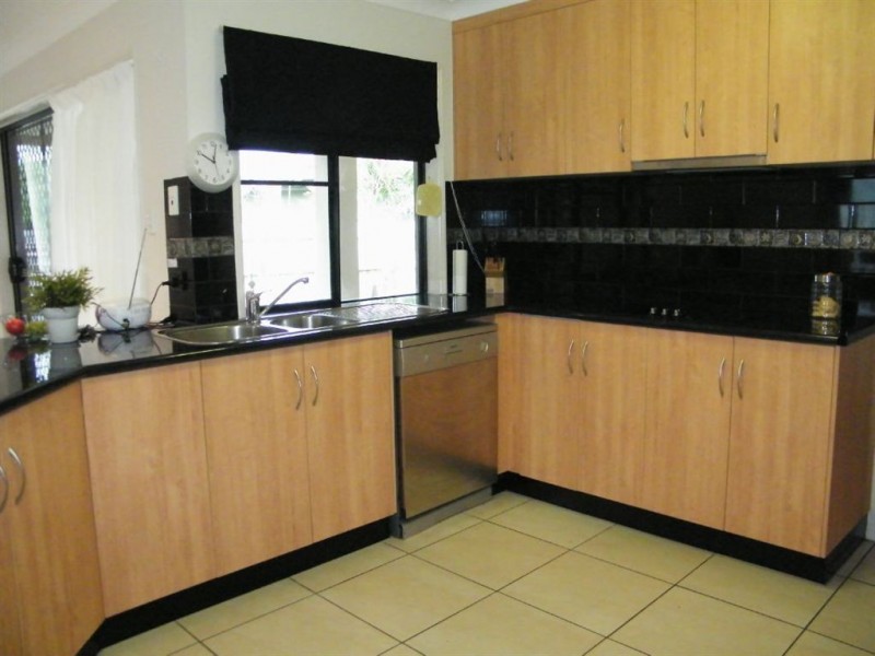 42 Corella Way, Blacks Beach QLD 4740