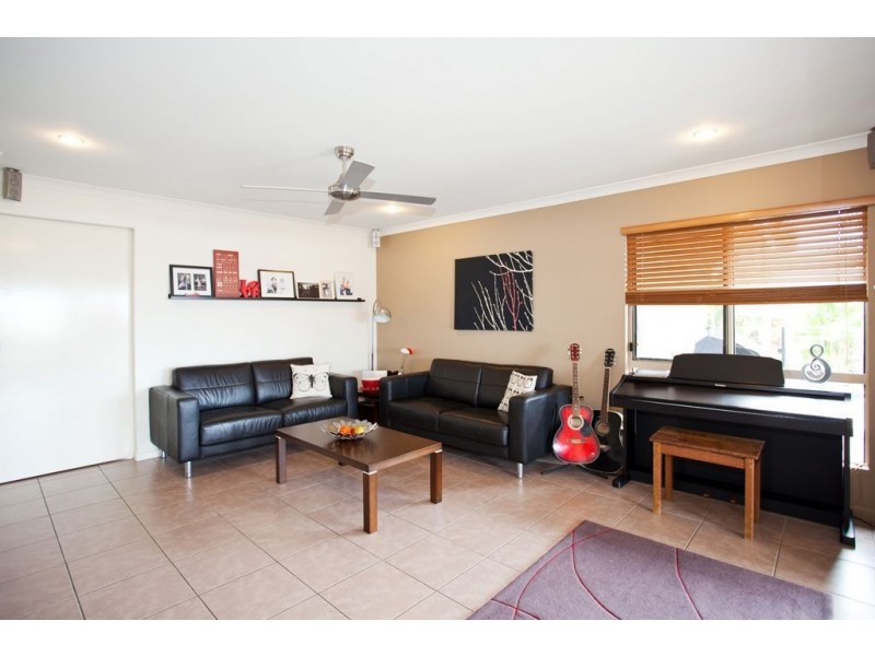 26 Dustwill Street, Eimeo QLD 4740