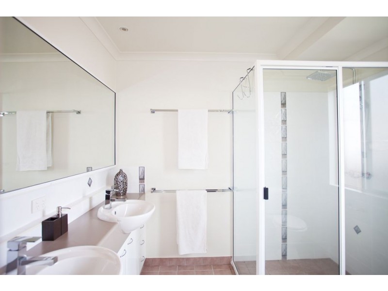 26 Dustwill Street, Eimeo QLD 4740