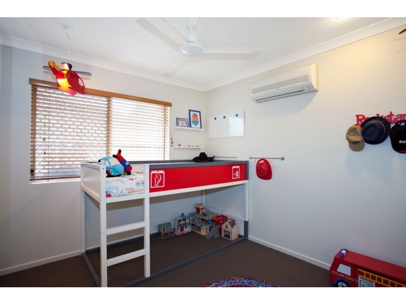26 Dustwill Street, Eimeo QLD 4740