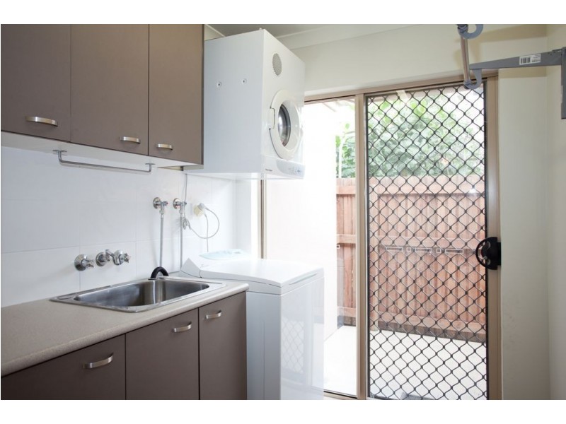 26 Dustwill Street, Eimeo QLD 4740