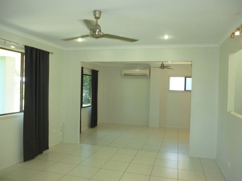 38 Pacific Drive, Blacks Beach QLD 4740