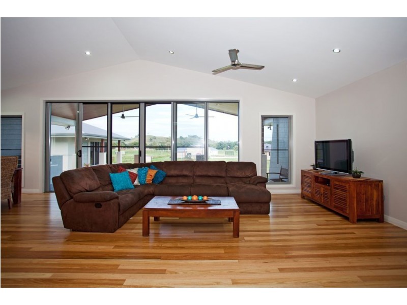 22 Mdina Drive, Habana QLD 4740