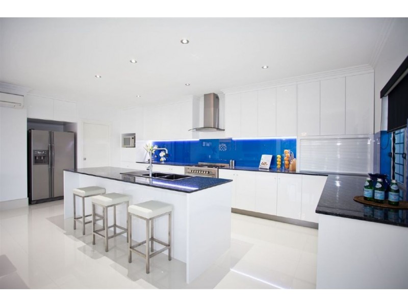 1 Turtle Place, Blacks Beach QLD 4740