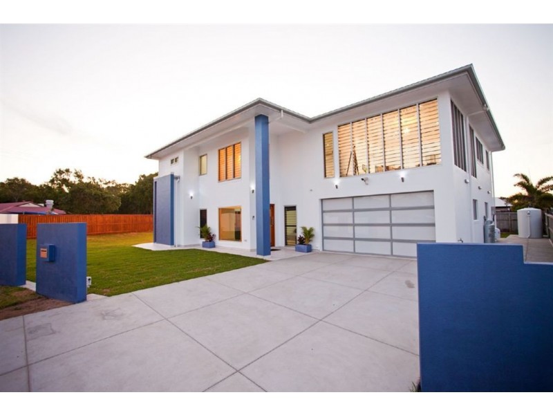 1 Turtle Place, Blacks Beach QLD 4740