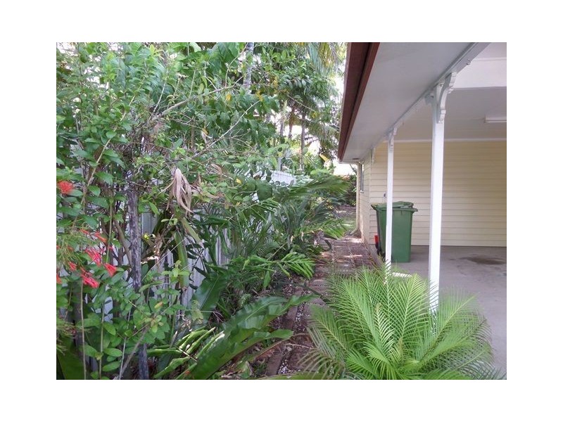 3/11 Andergrove Road, Andergrove QLD 4740