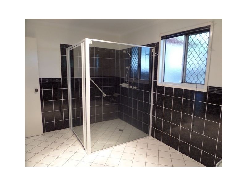 3/11 Andergrove Road, Andergrove QLD 4740