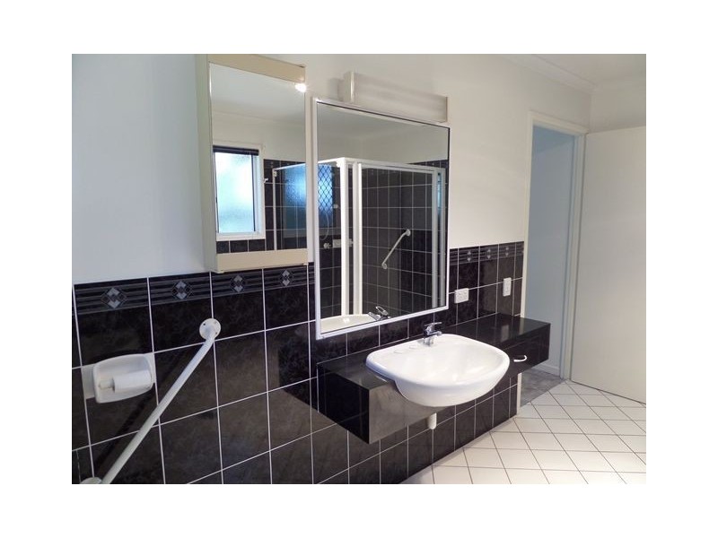 3/11 Andergrove Road, Andergrove QLD 4740
