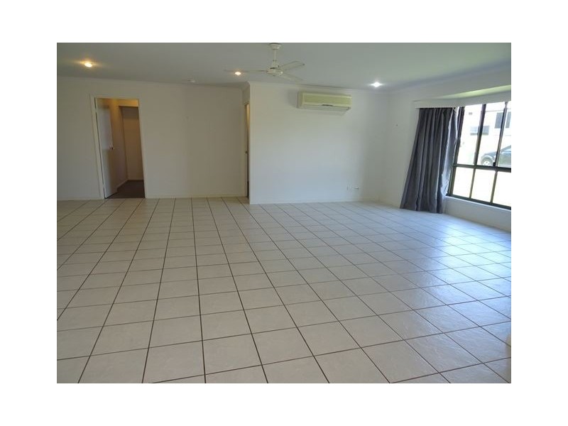 14 Spinks Court, Eimeo QLD 4740