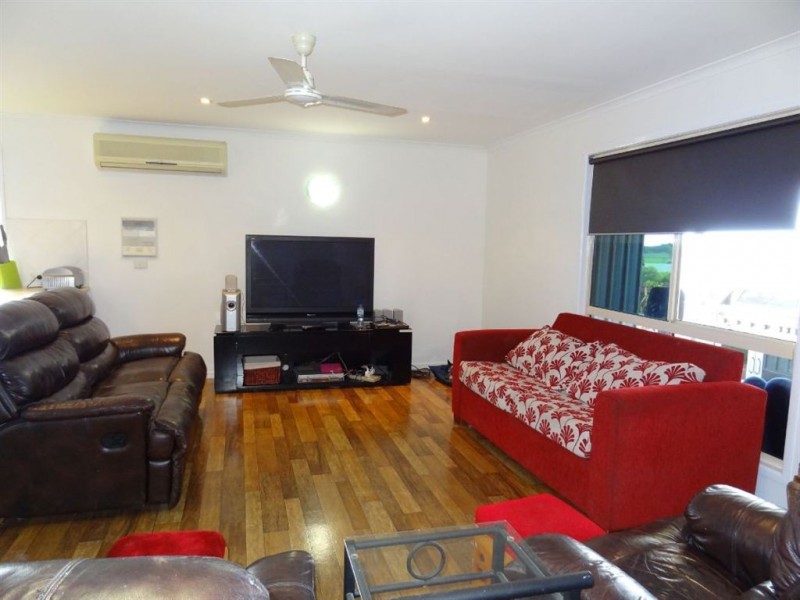 1 Raymond Court, Walkerston QLD 4751