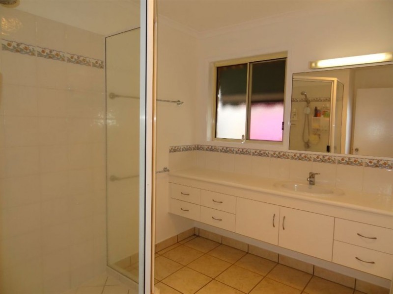 1 Raymond Court, Walkerston QLD 4751