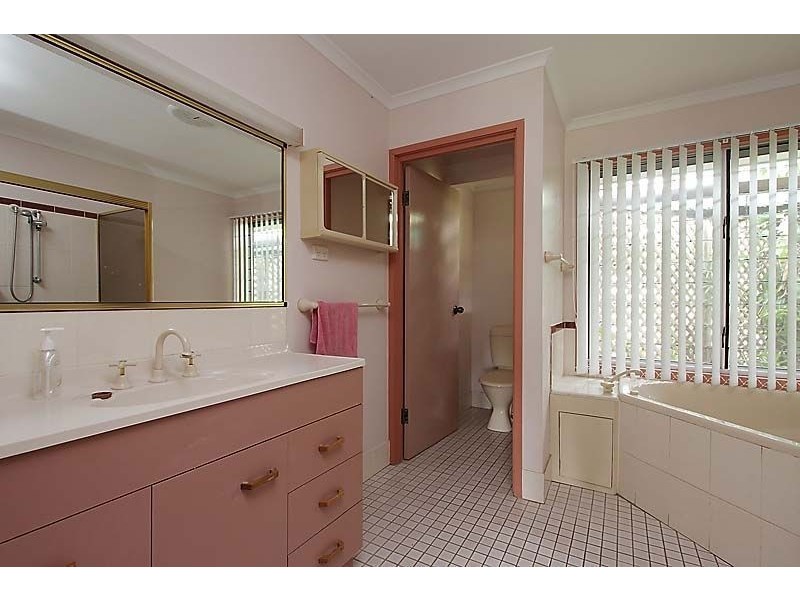 11 Gans Court, Eimeo QLD 4740