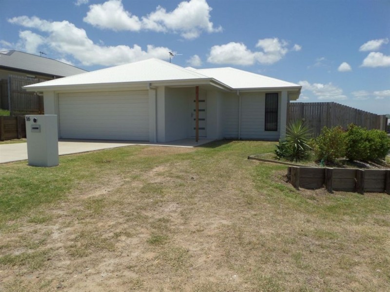 16 Hawkins Street, Bucasia QLD 4750