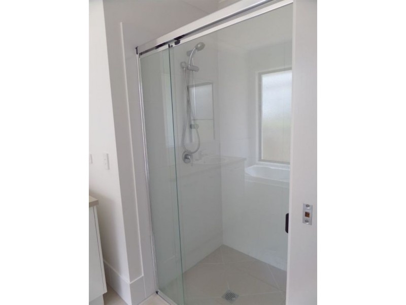 16 Hawkins Street, Bucasia QLD 4750