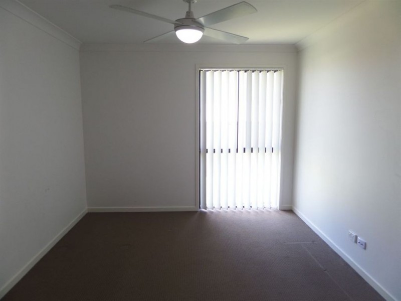 16 Hawkins Street, Bucasia QLD 4750