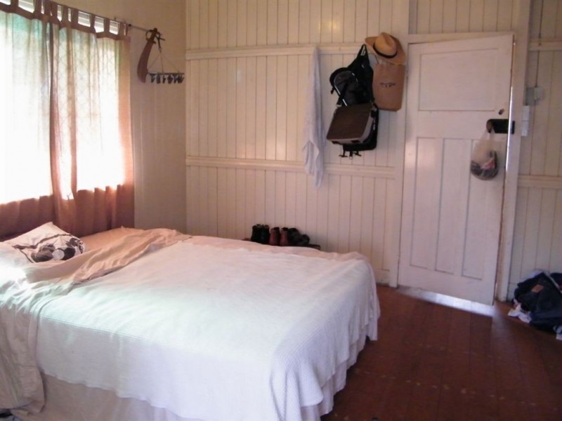 2 Stevenson Street, South Mackay QLD 4740