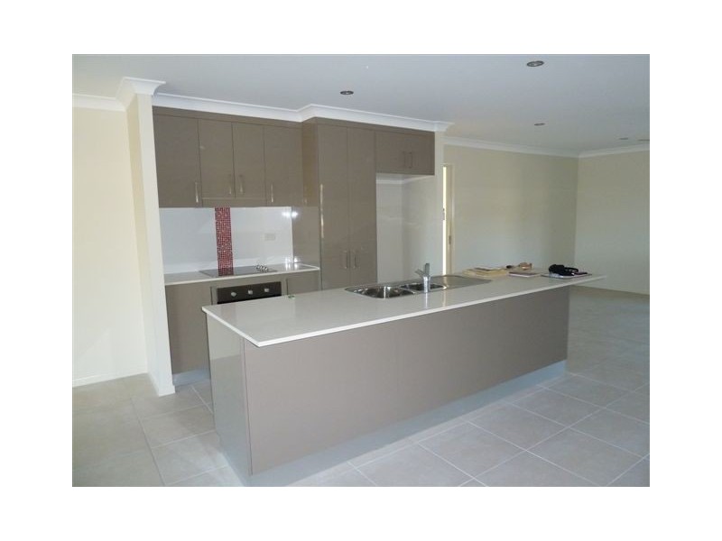 4 Corella Way, Blacks Beach QLD 4740