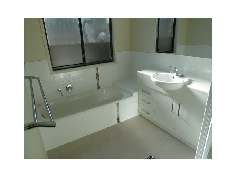 4 Corella Way, Blacks Beach QLD 4740