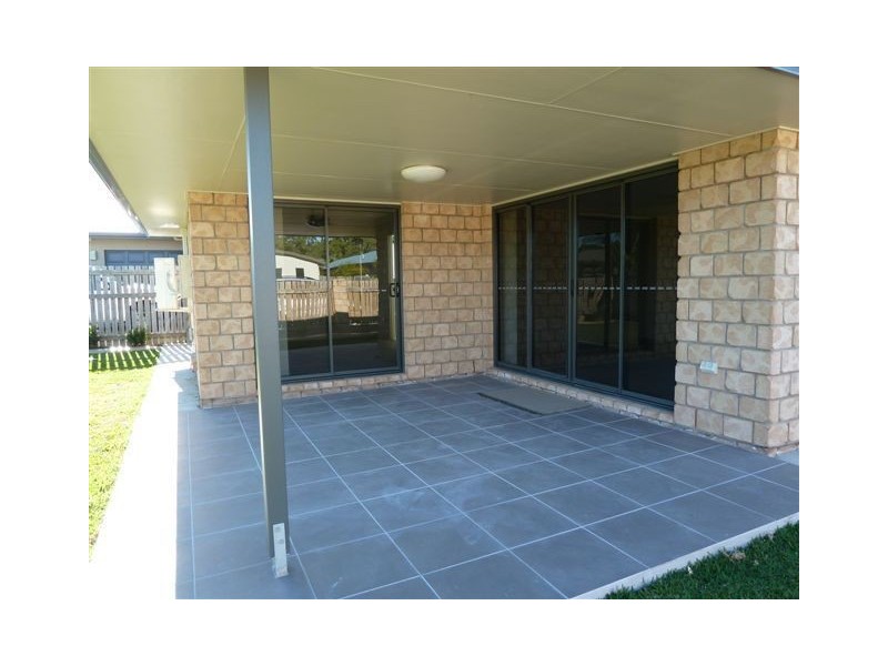 4 Corella Way, Blacks Beach QLD 4740