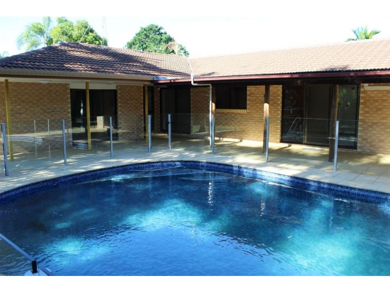 10 Sunset Beach Court, Shoal Point QLD 4750